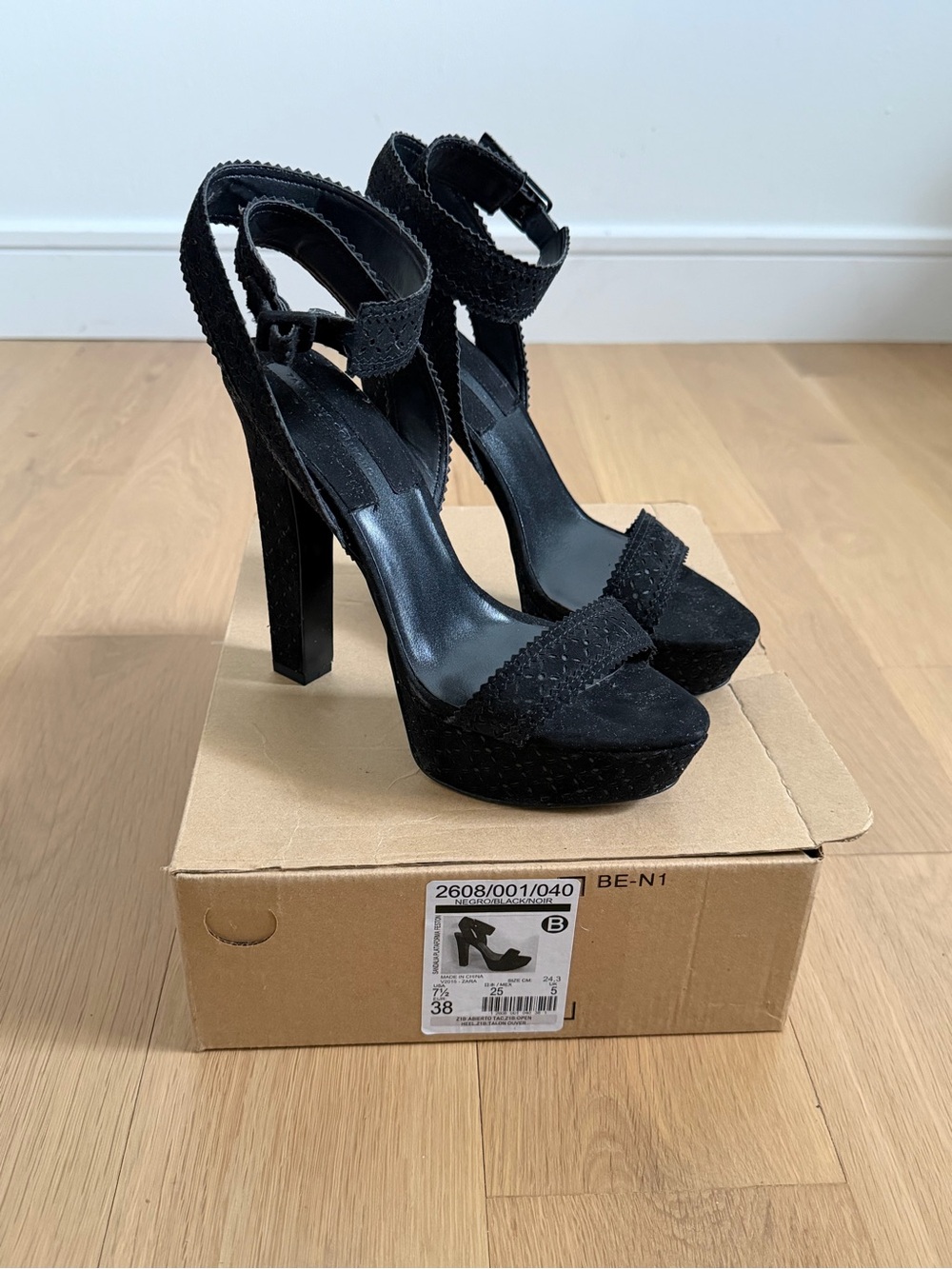 Zara Black Suede Platform Heels NEW in original box